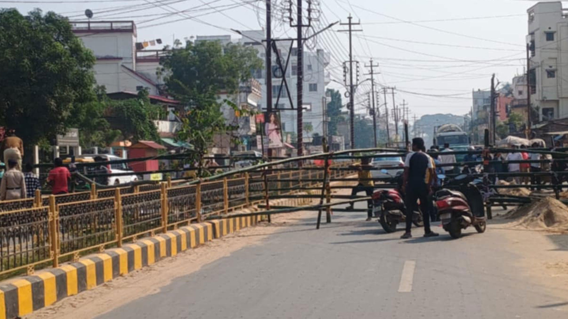 ত্রিপুরায় বাংলাদেশি যাত্রীদের হেনস্তার অভিযোগ