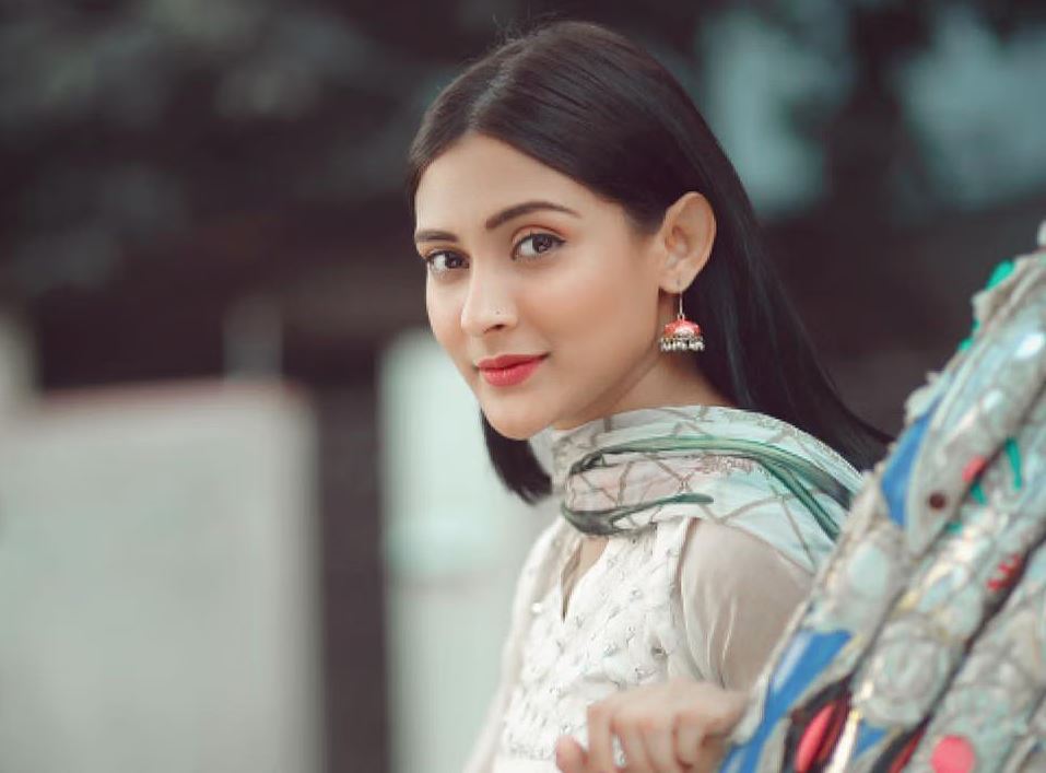 মেহজাবীনের বড় পর্দায় অভিষেক ২০ ডিসেম্বর