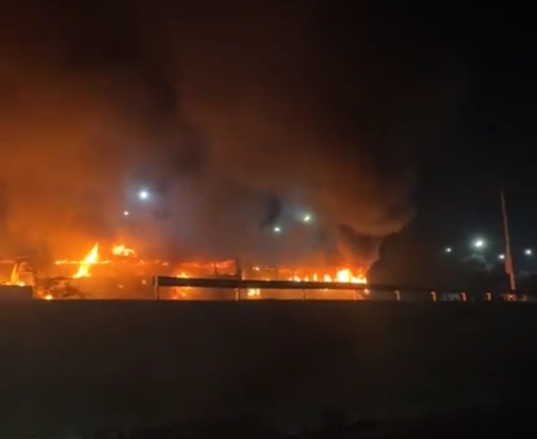 সাভারে অ্যাম্বুলেন্সকে বাসের ধাক্কার পর ৩ যানবাহন পুড়ে নিহত ৪