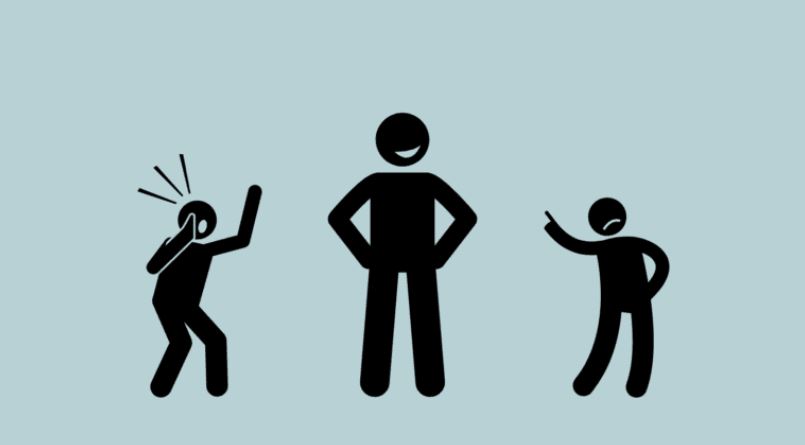 লোকে কী ভাববে, এই ভাবনা থেকে বিরত থাকবেন যেভাবে