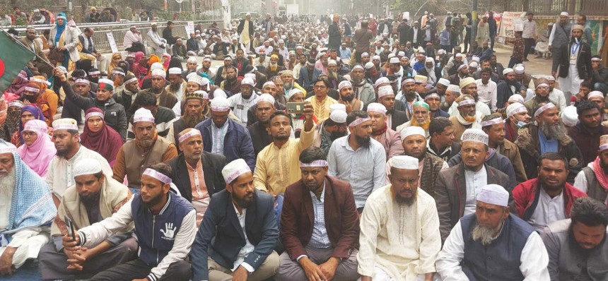 জাতীয়করণের আশ্বাসে ইবতেদায়ি শিক্ষকদের আন্দোলন প্রত্যাহার