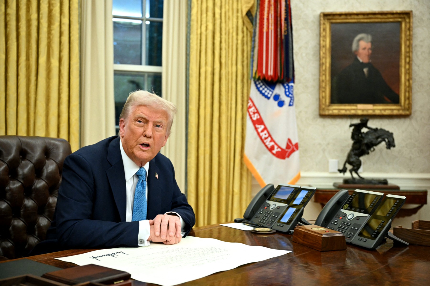 ট্রাম্পের নির্দেশে সোমালিয়ায় মার্কিন বিমান হামলা