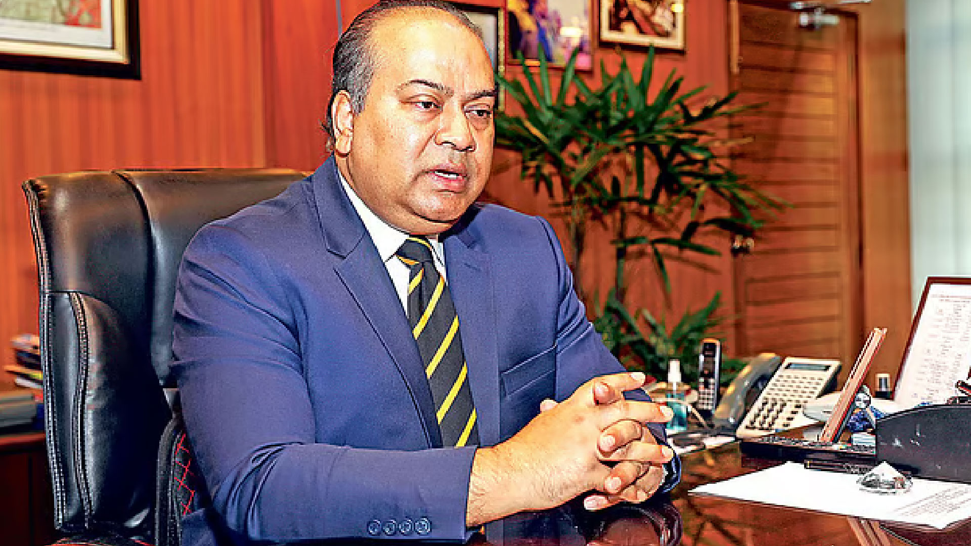 প্রায় ৪ কোটি টাকা ঘুষ লেনদেনের অভিযোগে শিবলী রুবাইয়াতের বিরুদ্ধে মামলা