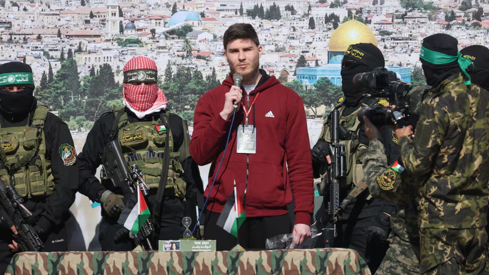 ৩ ইসরায়েলি জিম্মিকে মুক্তি দিলো হামাস, ৩৬৯ ফিলিস্তিনি বন্দিকে মুক্তি দিচ্ছে ইসরায়েল