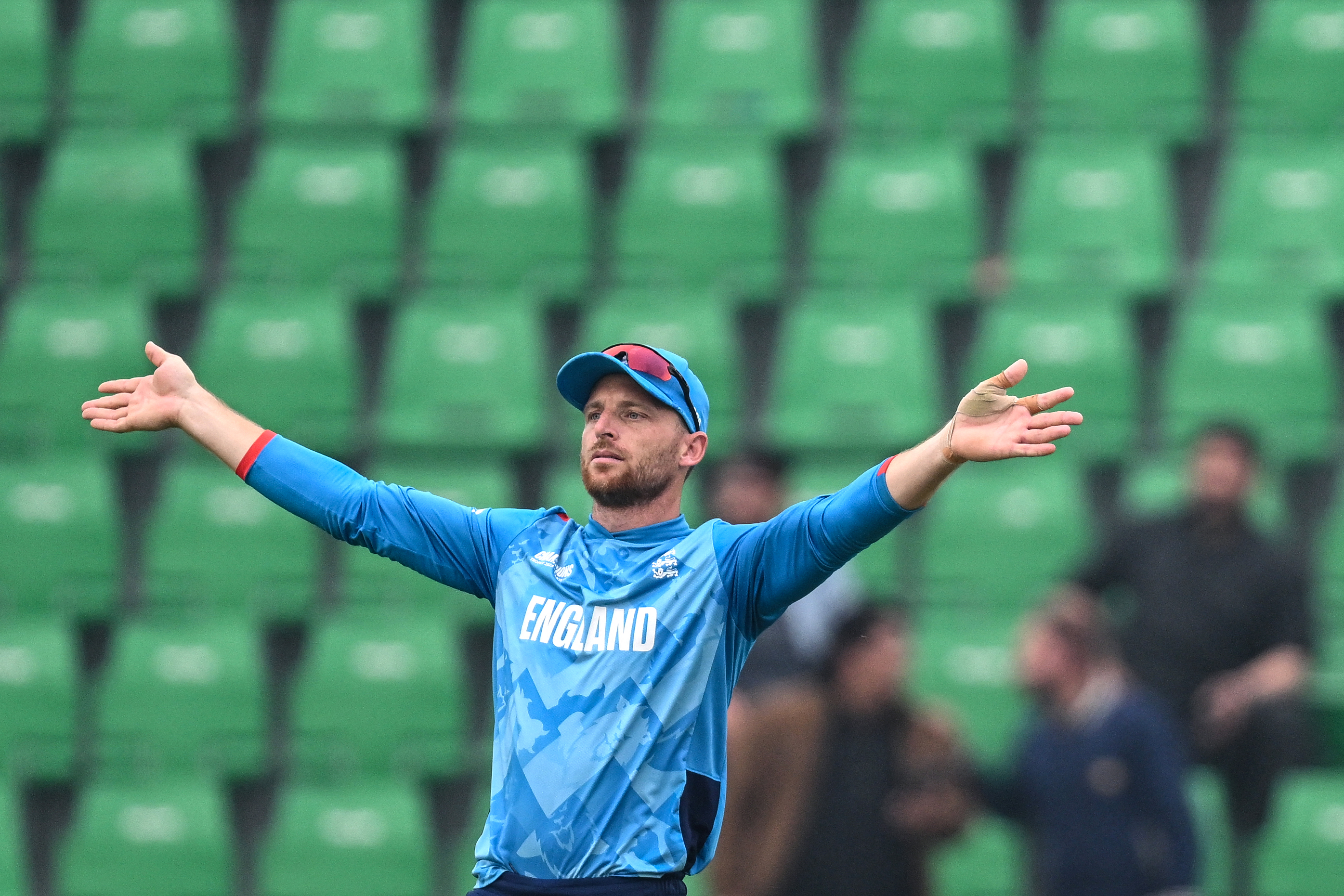 চ্যাম্পিয়ন্স ট্রফিতে ব্যর্থতার পর নেতৃত্ব ছাড়লেন বাটলার