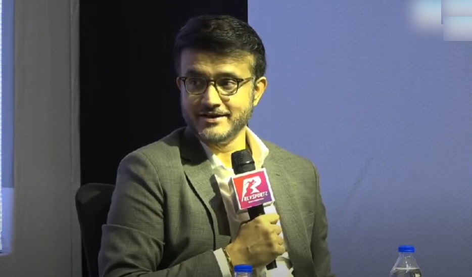 লাহোর-করাচিতে খেলতে না পেরে ভারতের ব্যাটাররাই সুযোগ হারাচ্ছে: সৌরভ