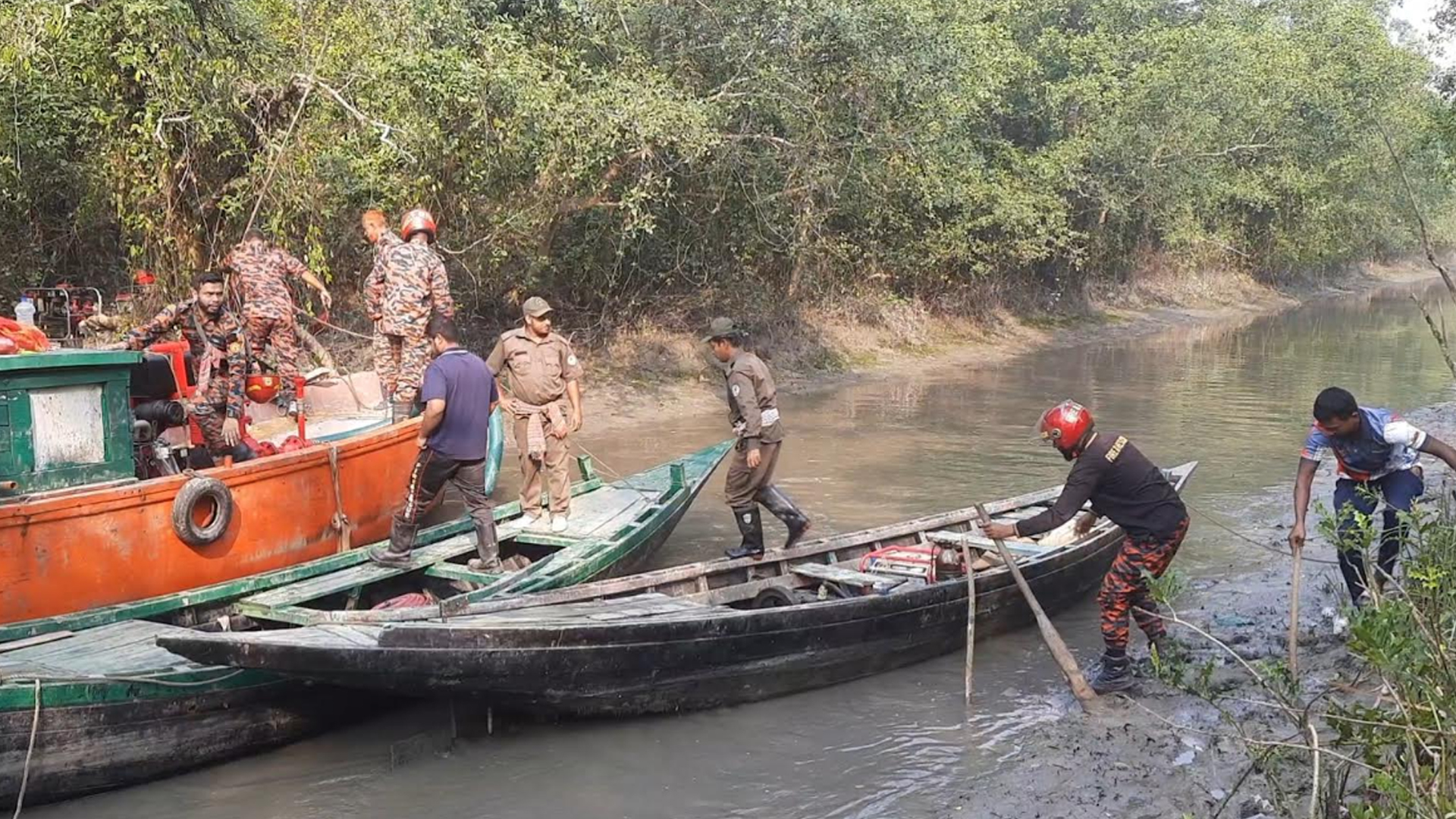 ৪৮ ঘণ্টার চেষ্টায় সুন্দরবনের আগুন নিয়ন্ত্রণে