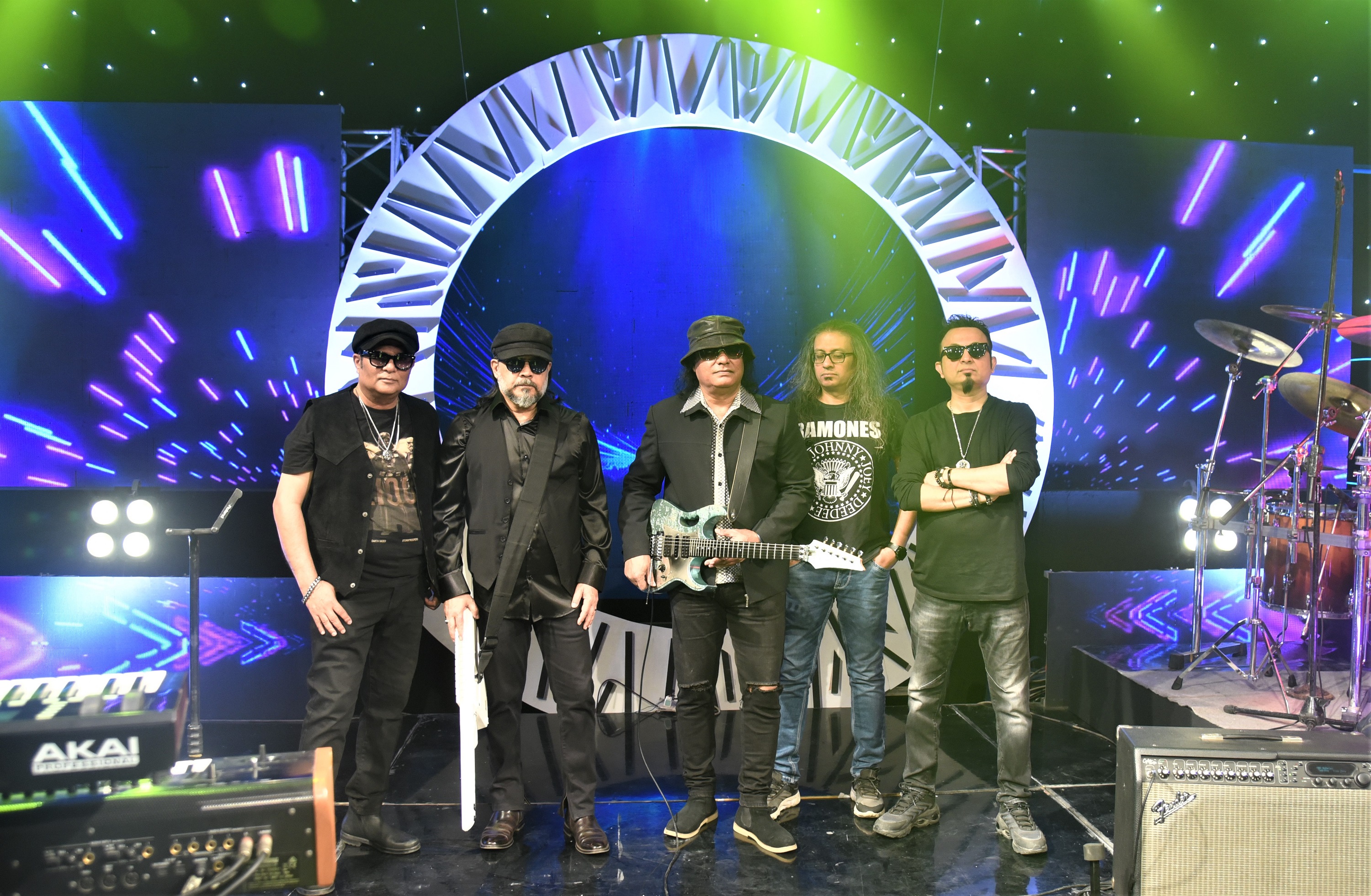 ঈদে বিটিভির পর্দায় জনপ্রিয় ব্যান্ডের গান