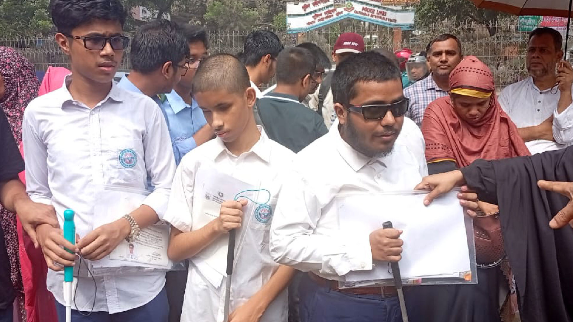 এসএসসি পরীক্ষা: শ্রুতিলেখক না থাকায় চট্টগ্রামে সাদা খাতা জমা দিলেন ৭ শিক্ষার্থী