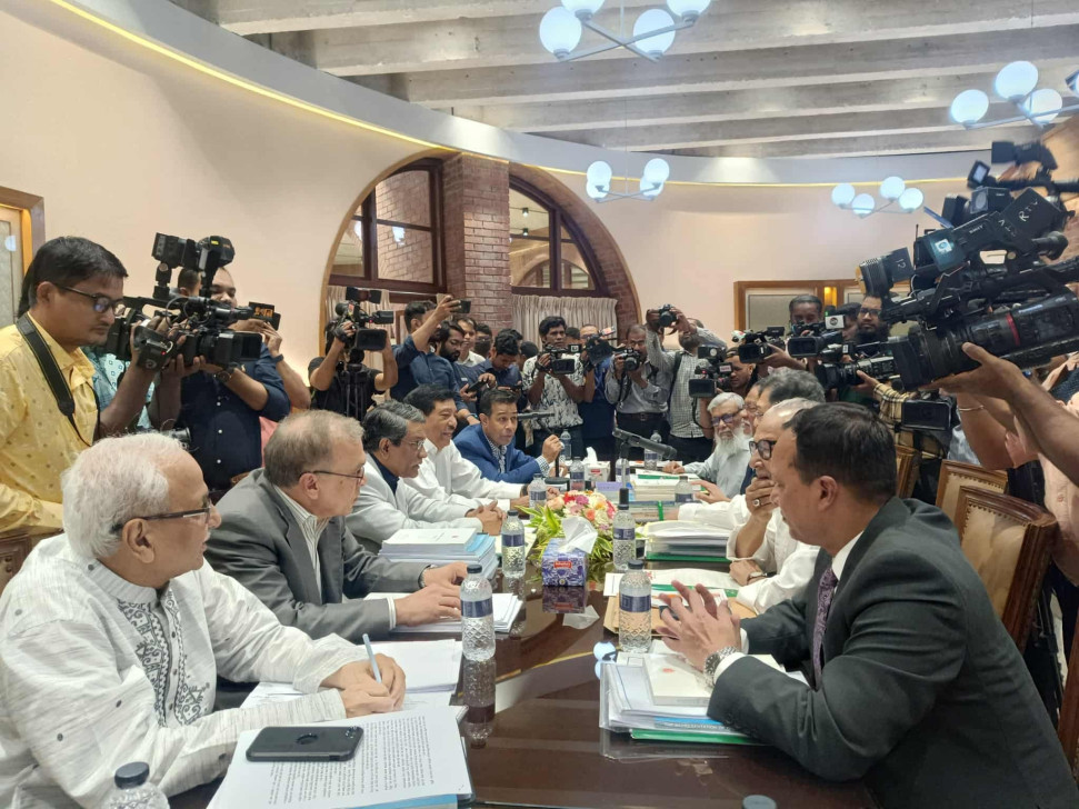 ঐকমত্য কমিশনের সঙ্গে বৈঠকে বিএনপি
