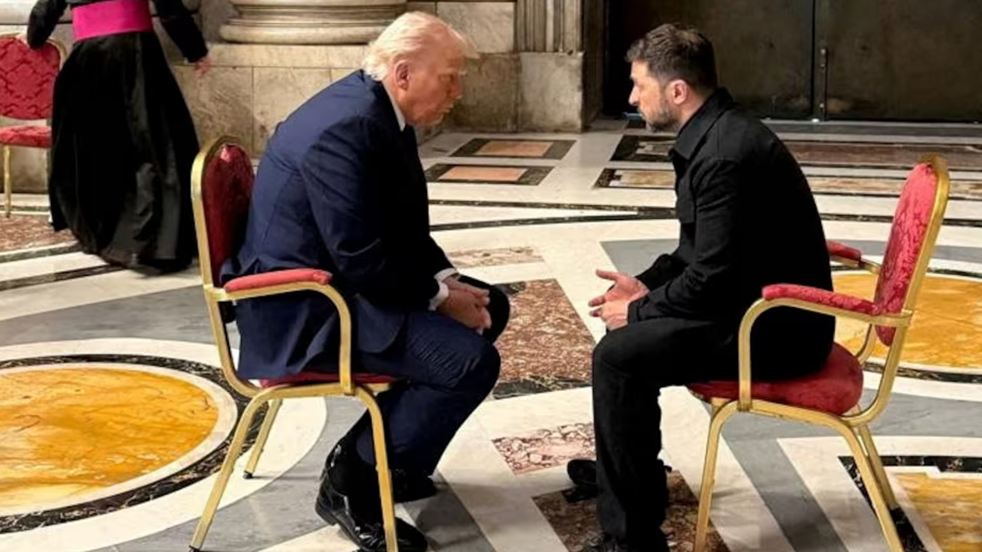 ভ্যাটিকানে জেলেনস্কির সঙ্গে বৈঠক শেষে পুতিনের সমালোচনা করলেন ট্রাম্প&nbsp;