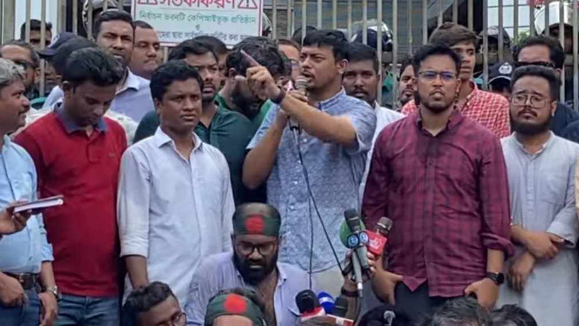 এই ইসি বিএনপির মুখপাত্র, তাদের অধীনে নির্বাচন করবে না এনসিপি: নাসিরুদ্দীন পাটোয়ারী