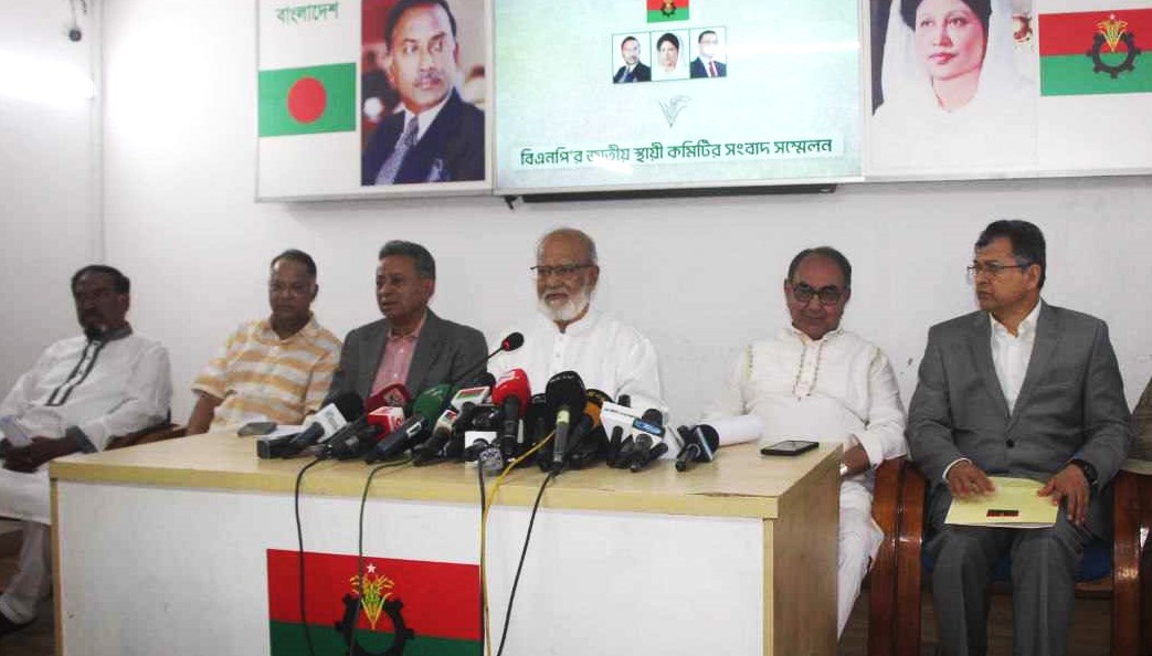 প্রধান উপদেষ্টার সঙ্গে বৈঠকের পরও নির্বাচনের স্পষ্ট রোডম্যাপ না পাওয়ায় হতাশ বিএনপি