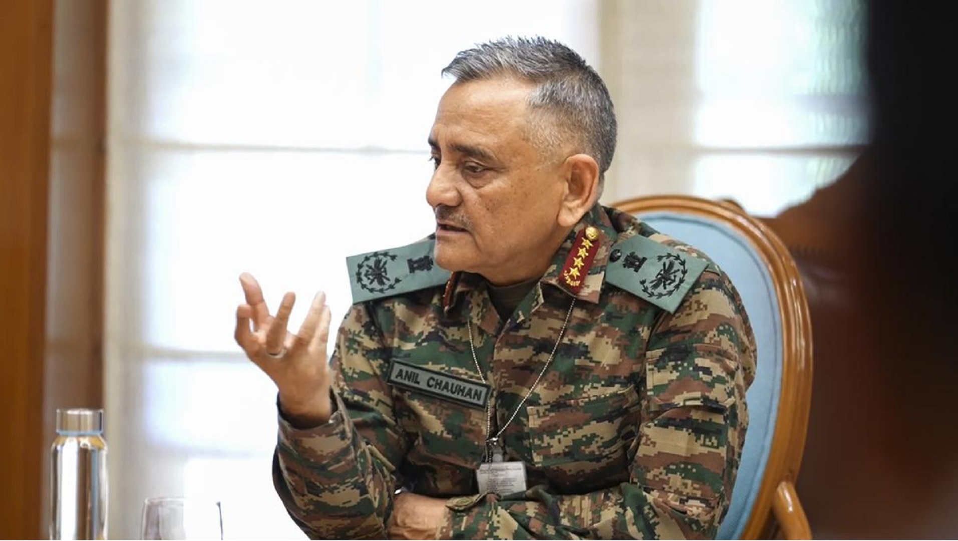 বিমান ভূপাতিত হওয়ার কথা স্বীকার করলেন ভারতের সশস্ত্র বাহিনীর প্রধান