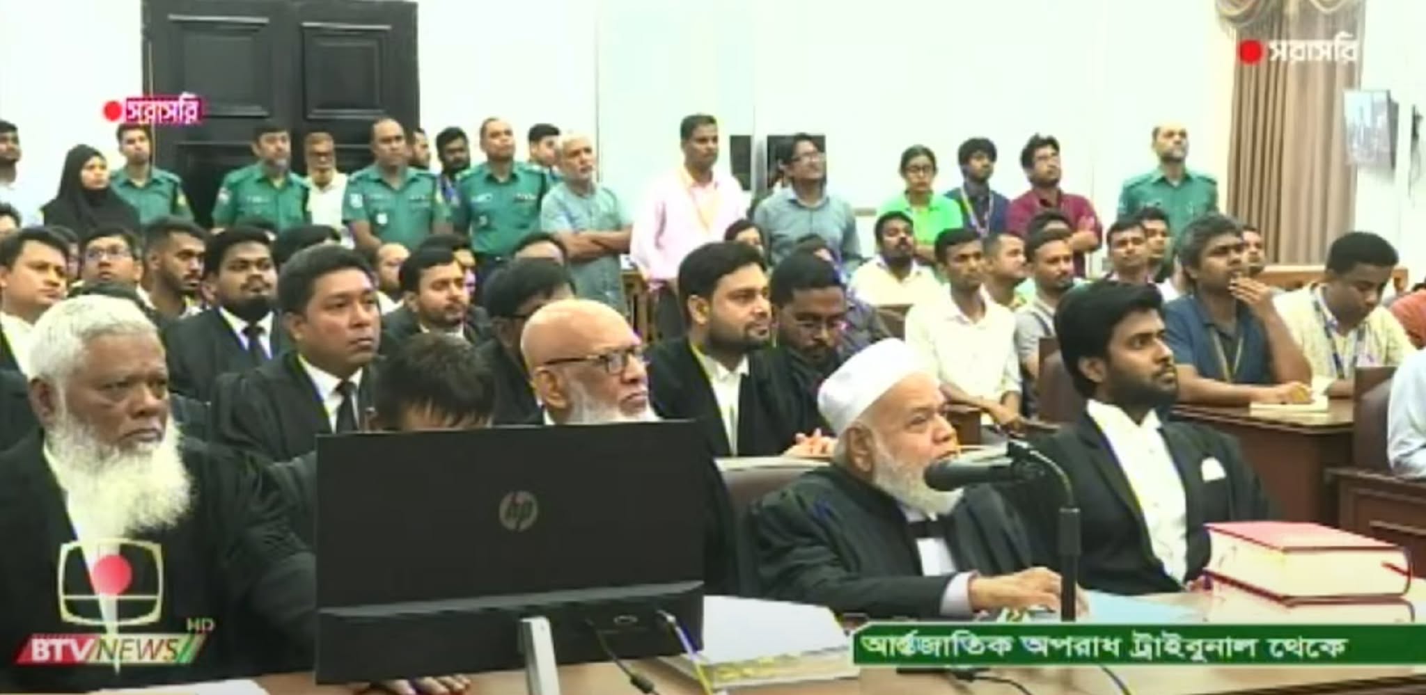 শেখ হাসিনার বিরুদ্ধে আনুষ্ঠানিক অভিযোগপত্র ট্রাইব্যুনালে জমা