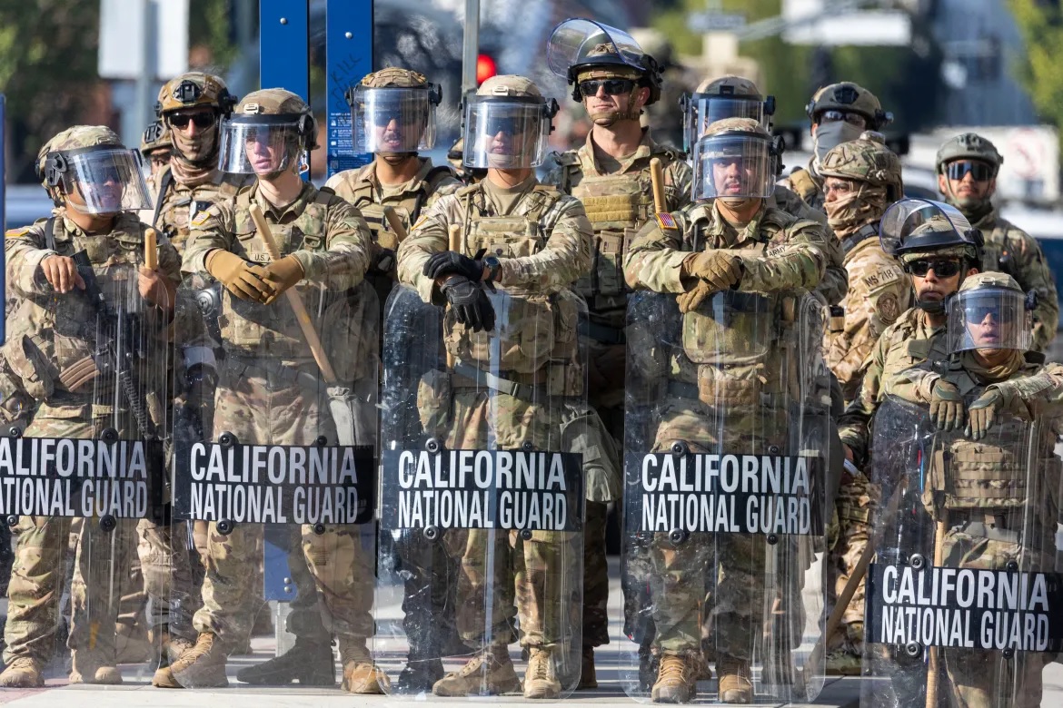 লস অ্যাঞ্জেলেসে মোতায়েন হওয়া ন্যাশনাল গার্ড আসলে কেমন বাহিনী?