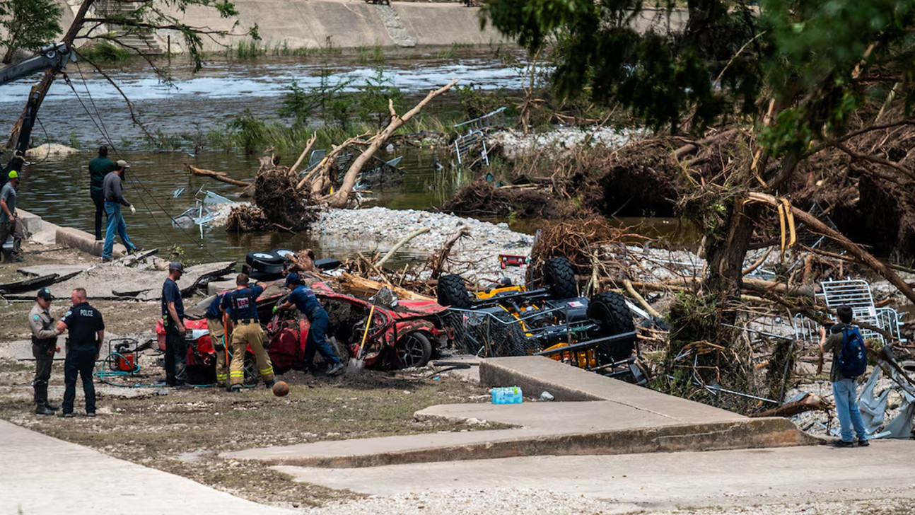 টেক্সাসে বন্যায় মৃত বেড়ে ৮২
