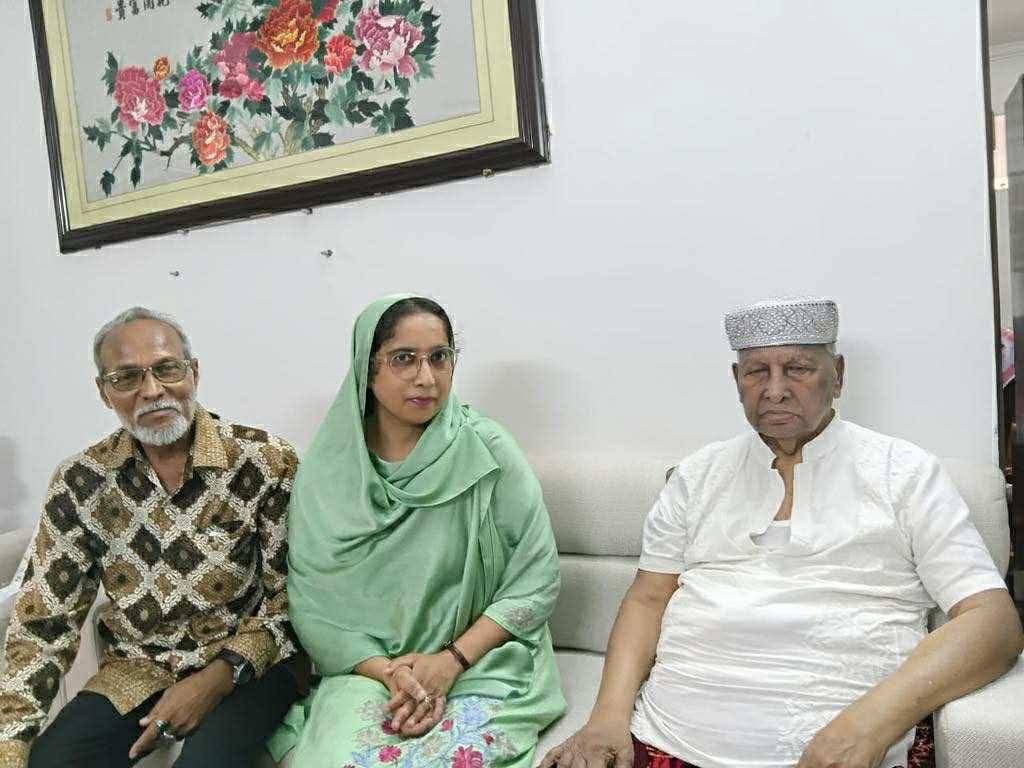 মাইলস্টোনের শিক্ষক মাহরীন চৌধুরীকে নীলফামারীতে দাফন