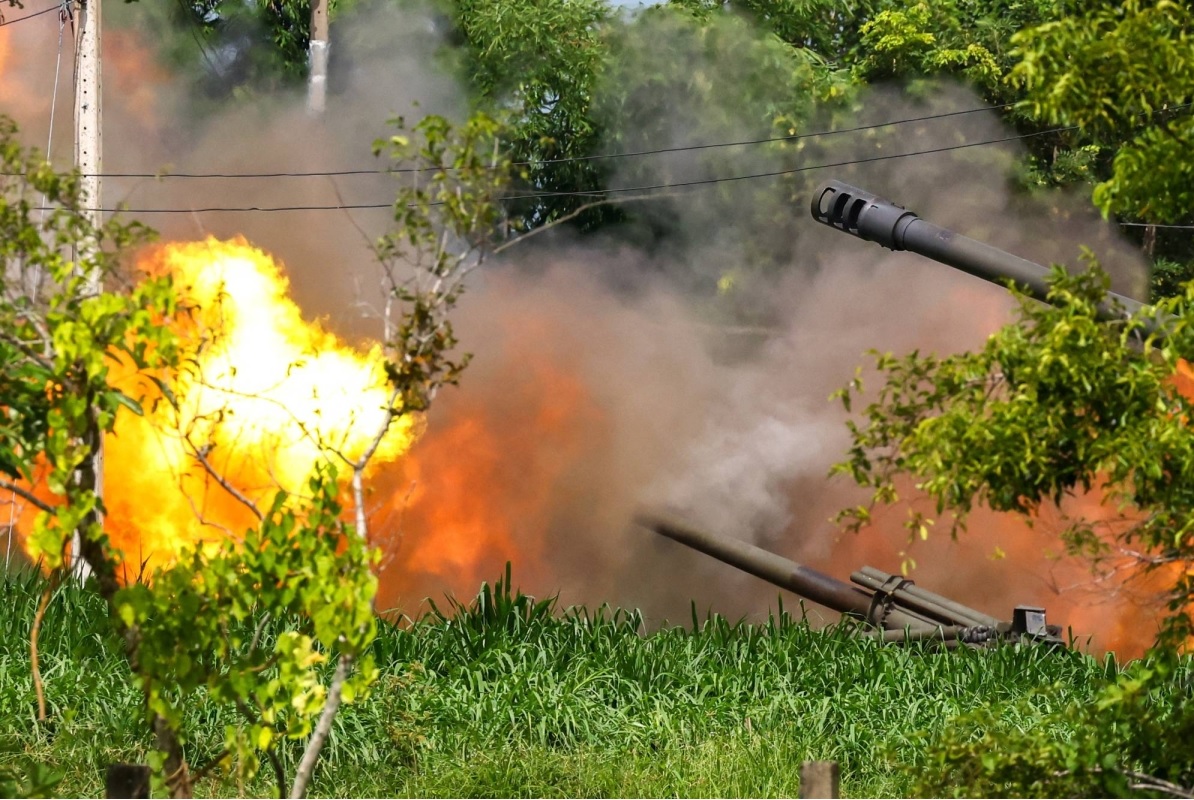 কম্বোডিয়ার সঙ্গে ভারী অস্ত্রের গোলা বিনিময়, মধ্যস্থতার প্রস্তাব প্রত্যাখ্যান থাইল্যান্ডের