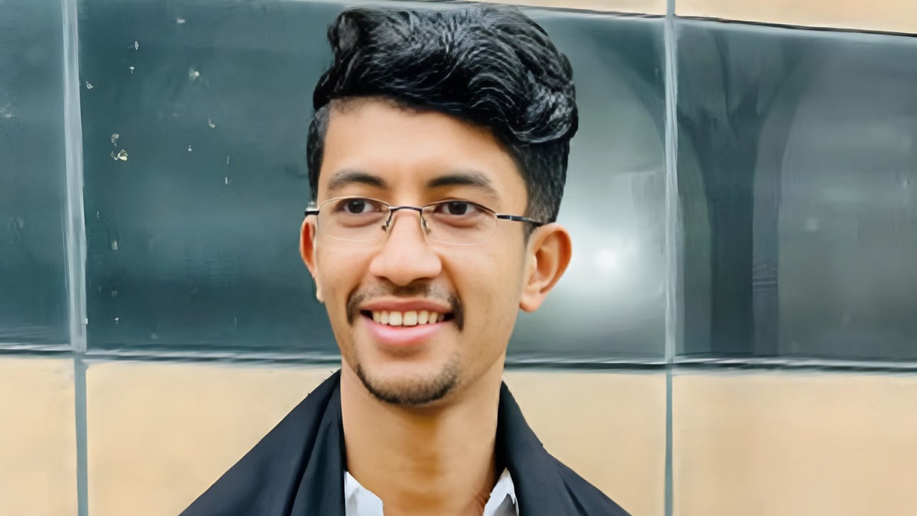 রিয়াদের আরেক বাসা থেকে ৩ লাখ টাকা জব্দ