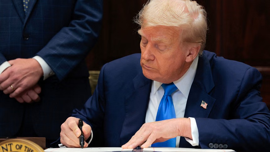 ভারতীয় পণ্যে শুল্ক দ্বিগুণ বাড়িয়ে ৫০ শতাংশ করার নির্দেশ ট্রাম্পের