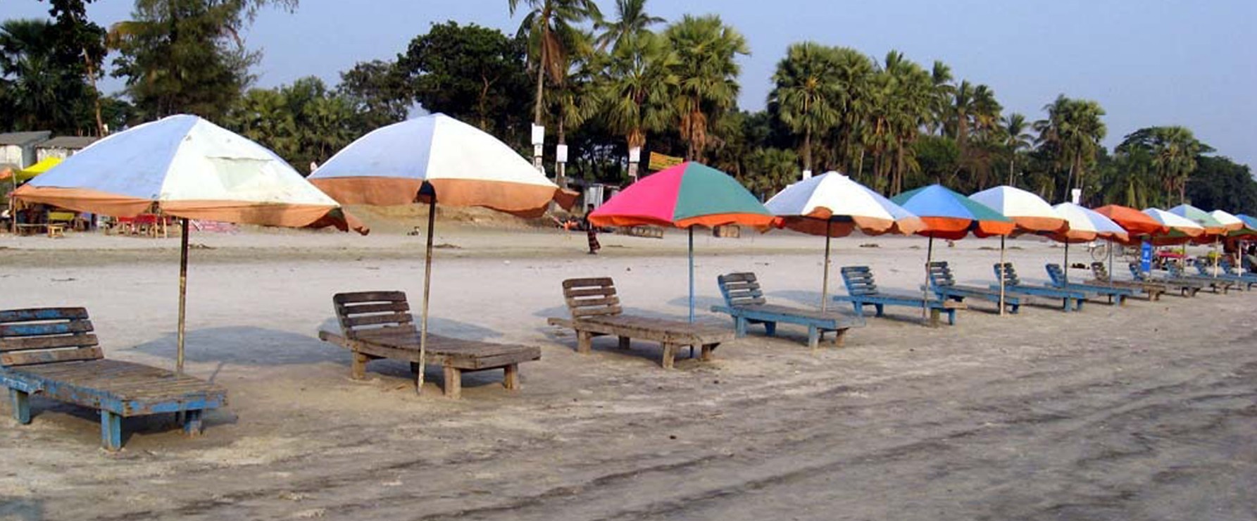 কম খরচে সাগর দর্শন, ঘুরে আসুন কুয়াকাটা