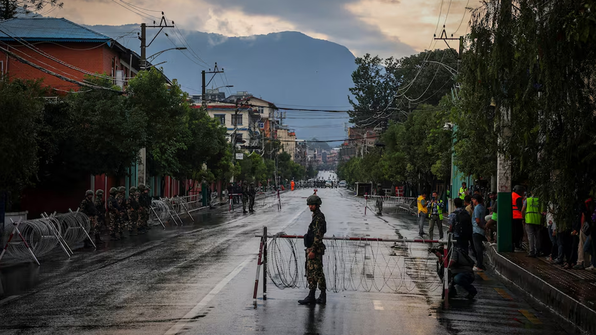 কেমন হবে নেপালের অন্তর্বর্তী মন্ত্রিসভা