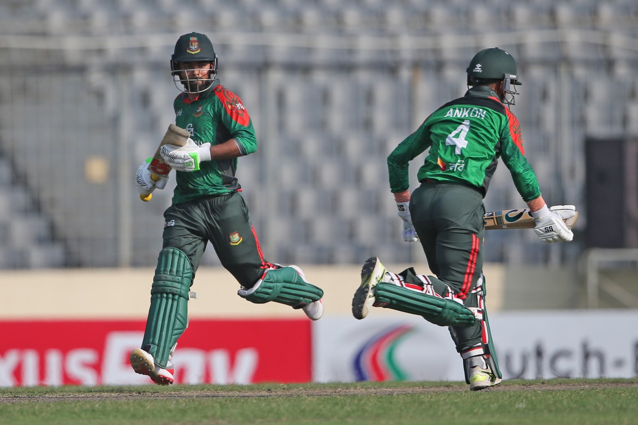 ওয়েস্ট ইন্ডিজকে ২০৮ রানের লক্ষ্য দিল বাংলাদেশ