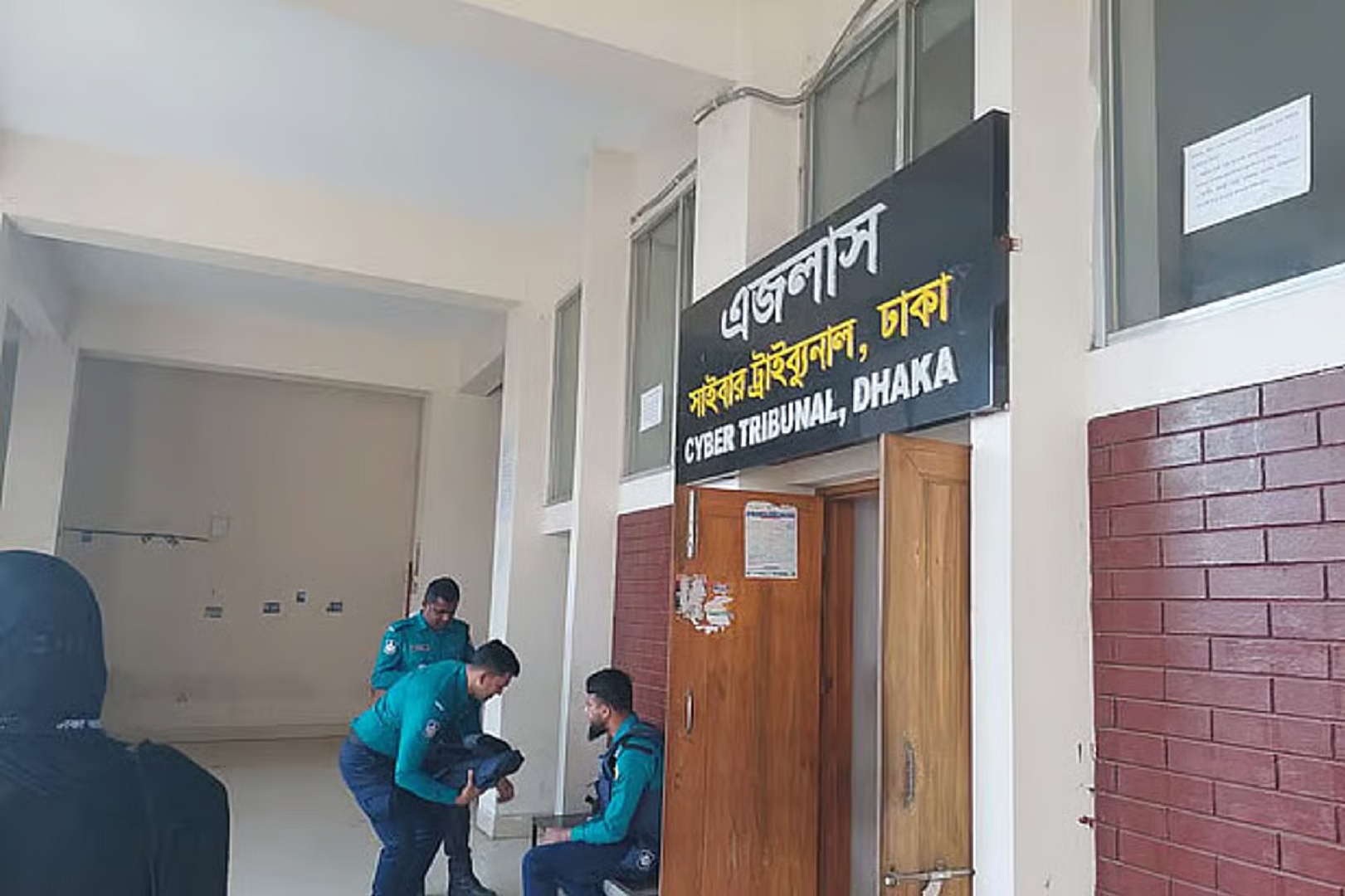 তারেক রহমানকে নিয়ে ফেসবুকে ‘কটূক্তি’, কনটেন্ট ক্রিয়েটরের বিরুদ্ধে মামলা