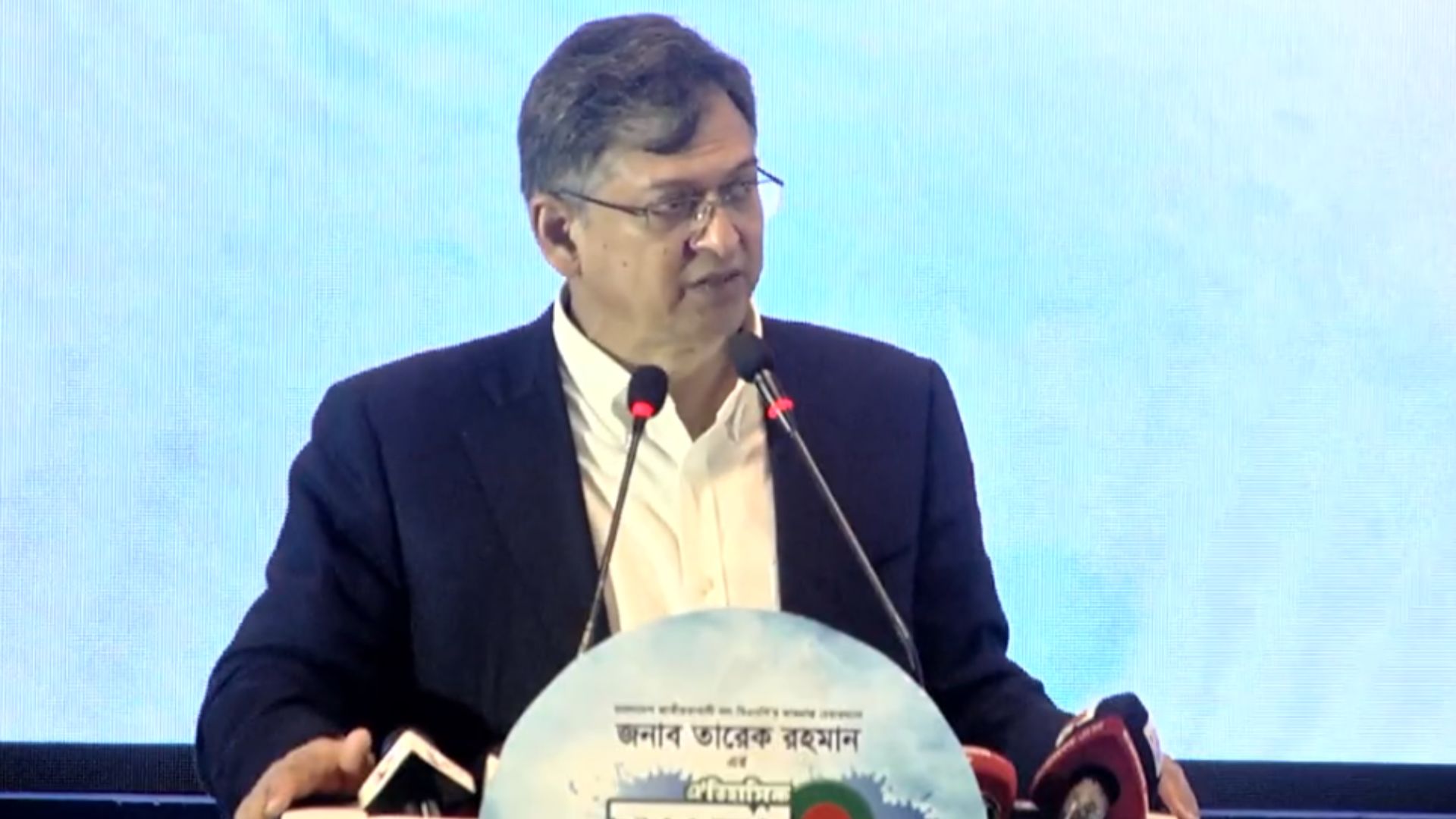 প্রথম আলো-ডেইলি স্টারে হামলার গোয়েন্দা তথ্য আমলে নেয়নি কেন সরকার, প্রশ্ন সালাহউদ্দিনের