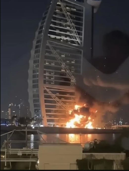 বুর্জ আল আরবে হামলা