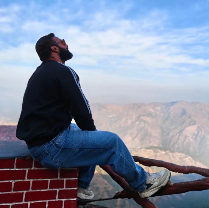 দীপক কুমারের ইনস্টাগ্রাম থেকে