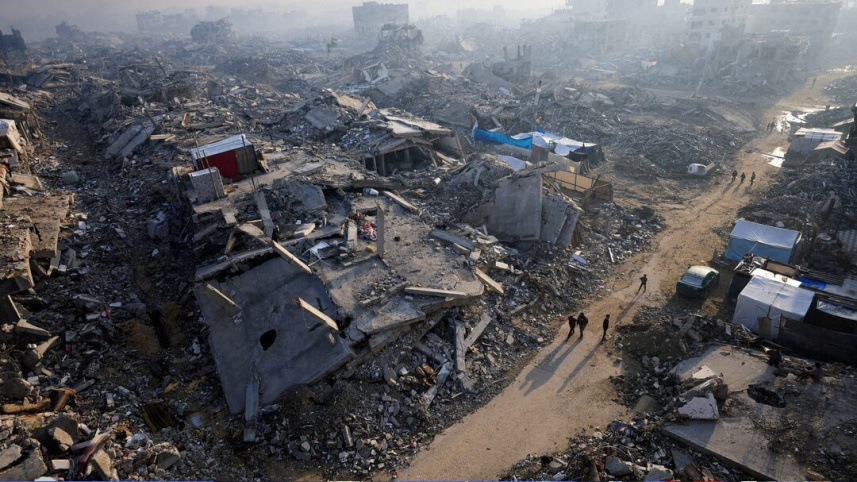 গাজায় ধ্বংসস্তুপ। ছবি: রয়টার্স