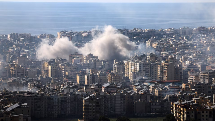 লেবাননের বৈরুতে ইসরায়েলের হামলা। ছবি: রয়টার্স