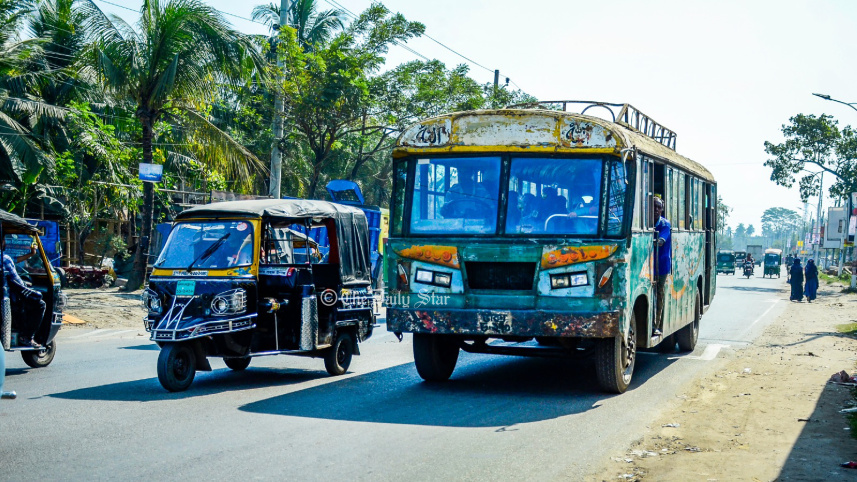 খুলনা: ১৮ লাখ মানুষের শহরে নেই কোনো গণপরিবহন