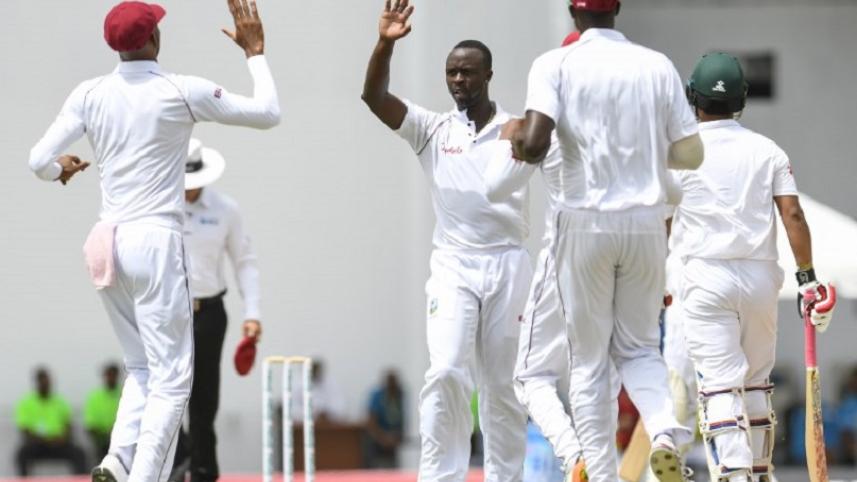 Kemar Roach