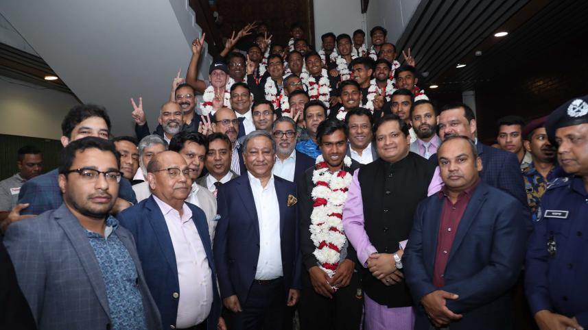 akbar ali and bangladesh u19