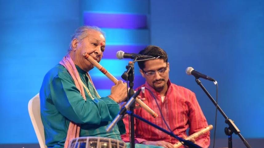 বংশীবাদক পণ্ডিত হরিপ্রসাদ চৌরাশিয়া