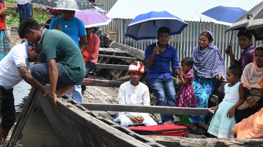 Marrige ceremony held in flooded char in Bogura-Mostafa Shabuj-29.06 (3).JPG