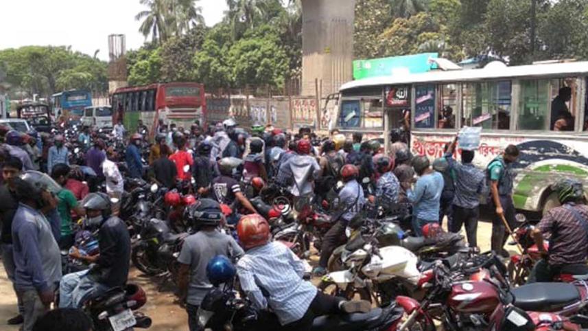 motocyclists.jpg