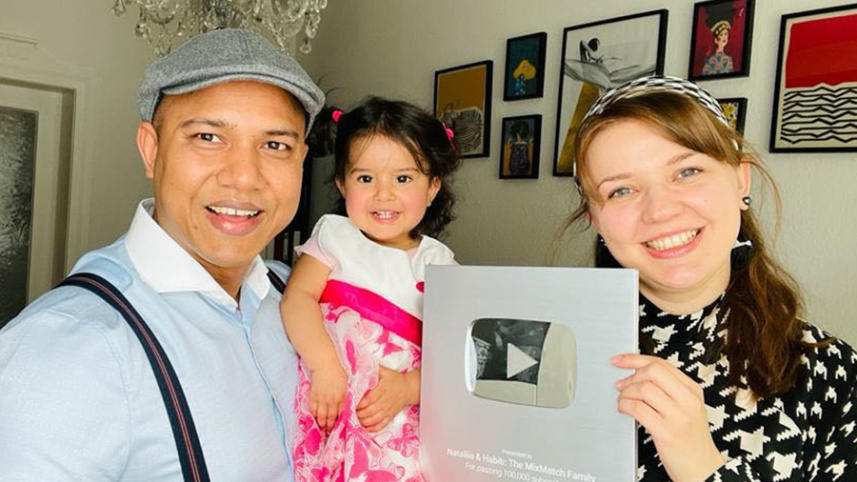 Natalia-Habib' The Mix Match Family in Germany.jpg