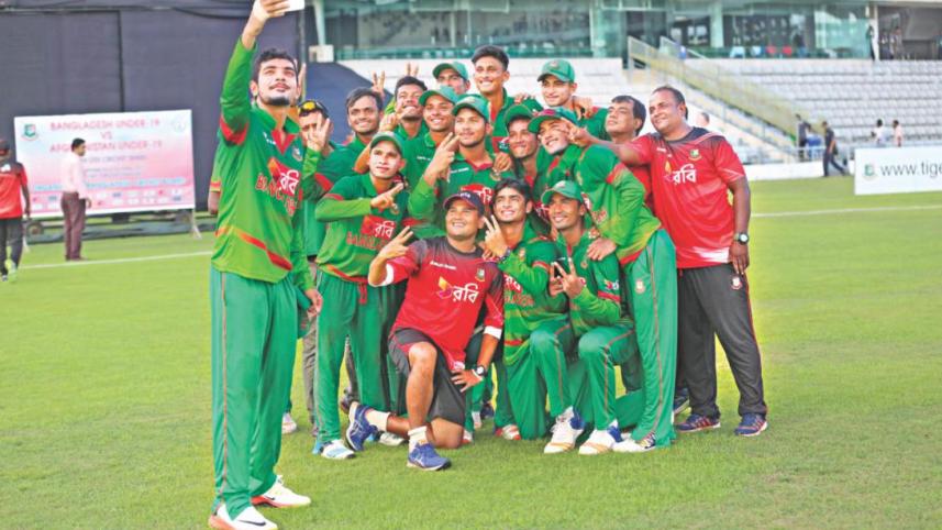 u19_cricket.jpg