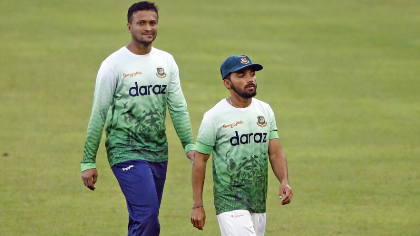 Mominul Haque & Shakib AL Hasan