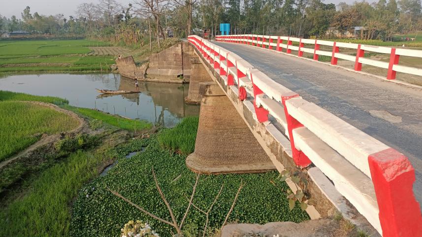 lalmonirhat_risky_bridge_2.jpg