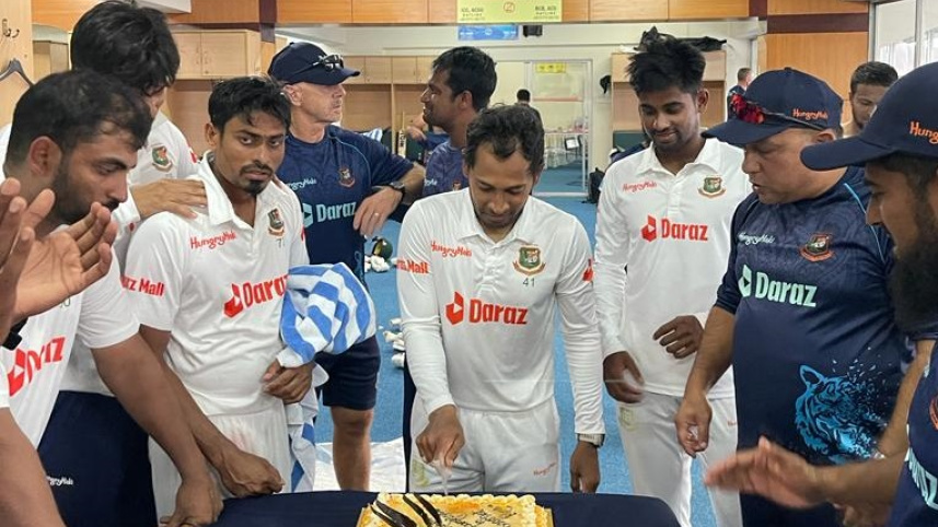 Mushfiqur Rahim cake 