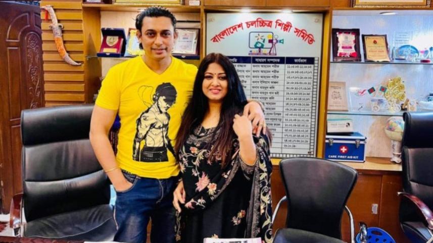 Mousumi and Zayed Khan