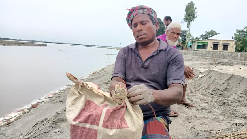 lalmonirhat_erosion_victim-01.jpg