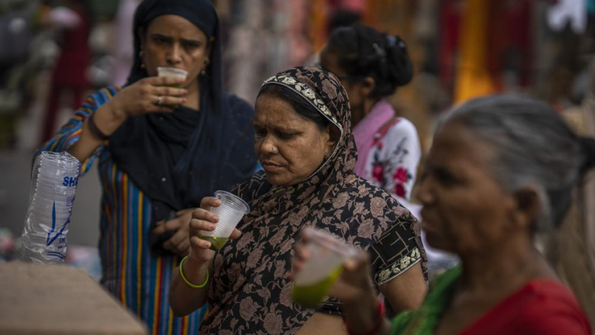 বাংলাদেশের মত ভারতের প্লাস্টিকের গ্লাস বহুল ব্যবহৃত