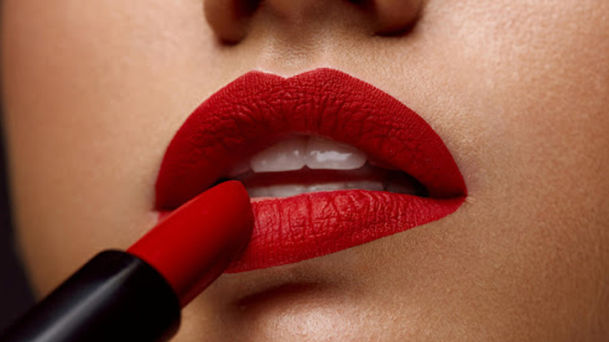 lipstick1-1608636267-lb.jpg