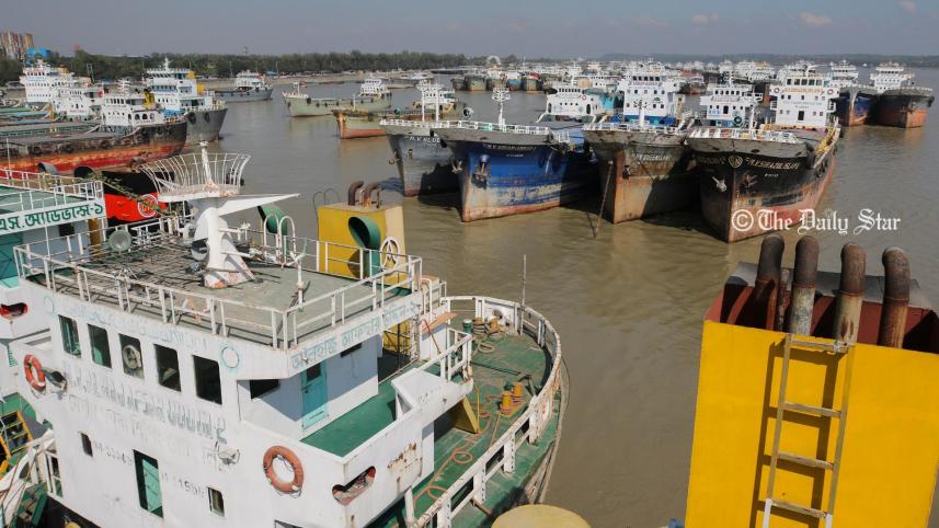 নৌপথে পণ্য পরিবহন